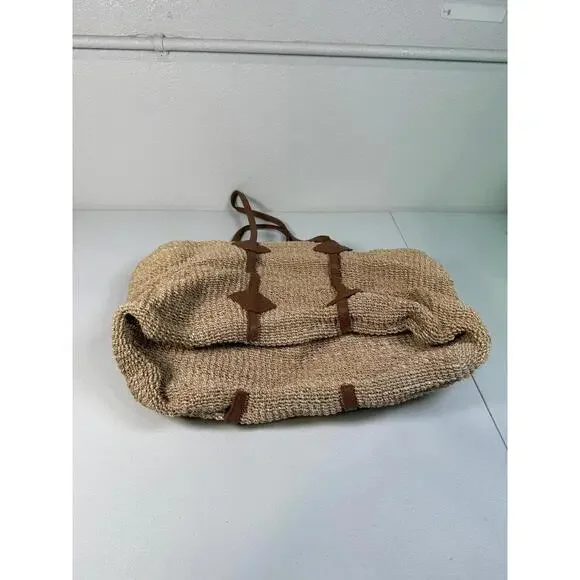 Poolside St. Tropez Tote – As Is (Visible Adhesive Residue) - Picture 7 of 13